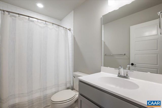 3421 THICKET RUN PL, Charlottesville, VA 22911