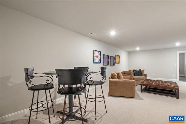 3421 THICKET RUN PL, Charlottesville, VA 22911