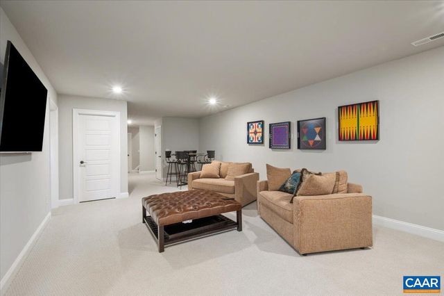 3421 THICKET RUN PL, Charlottesville, VA 22911