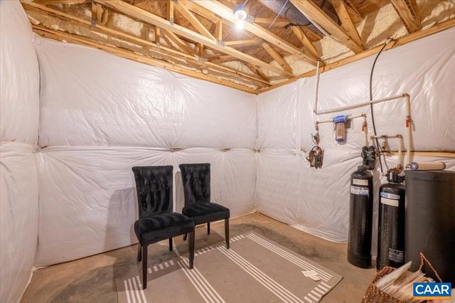 3421 THICKET RUN PL, Charlottesville, VA 22911