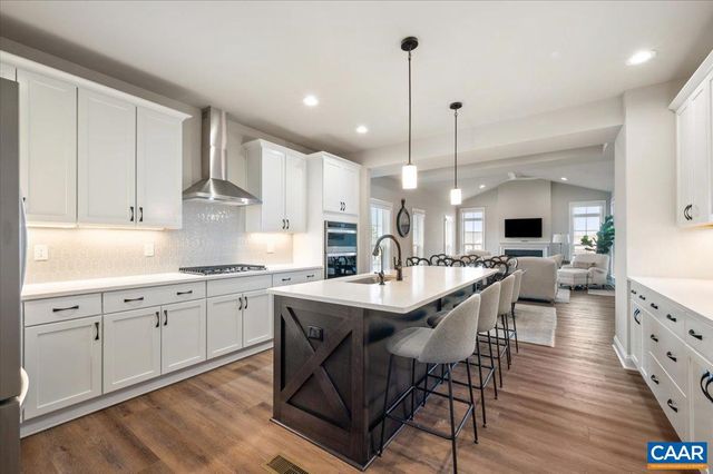 3421 THICKET RUN PL, Charlottesville, VA 22911