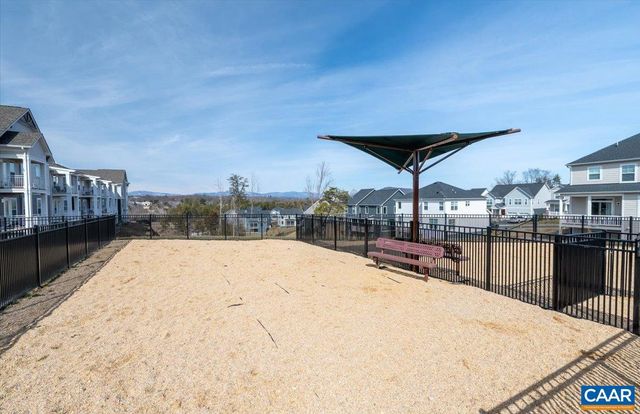 3421 THICKET RUN PL, Charlottesville, VA 22911