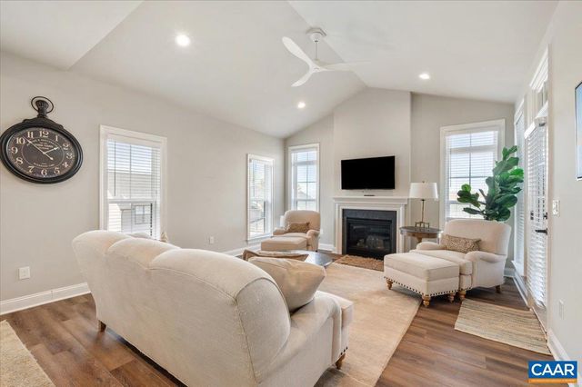 3421 THICKET RUN PL, Charlottesville, VA 22911