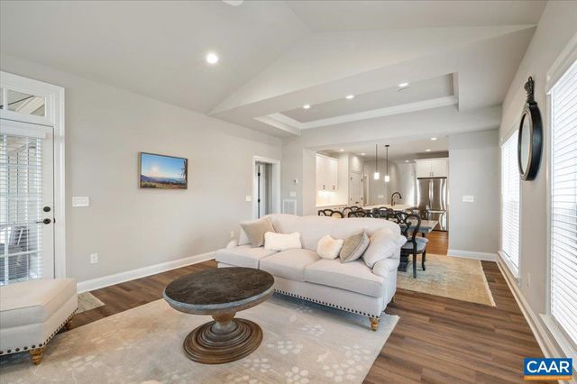 3421 THICKET RUN PL, Charlottesville, VA 22911