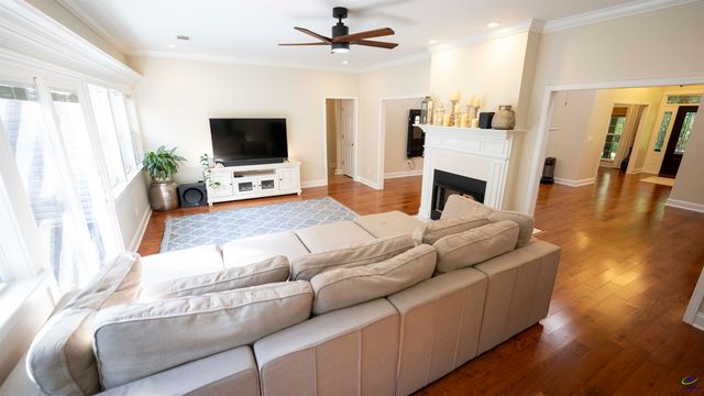171 Jay Court, Byron, GA 31008