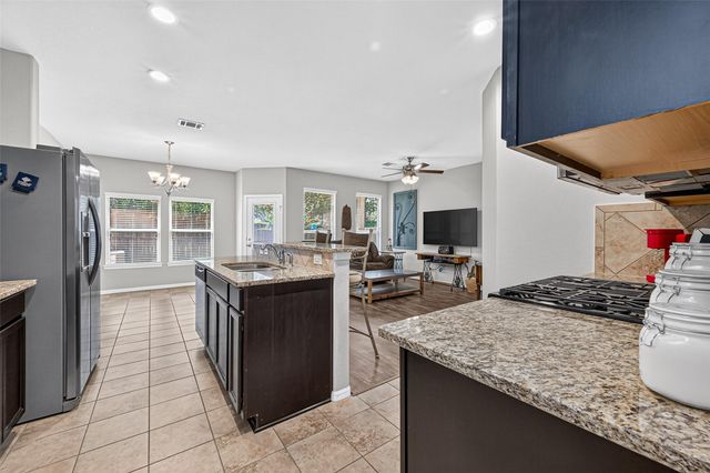 13531 Villas Palmas Drive, Houston, TX 77070