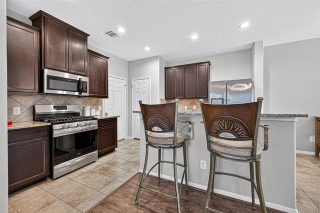 13531 Villas Palmas Drive, Houston, TX 77070