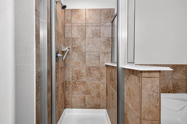 13531 Villas Palmas Drive, Houston, TX 77070