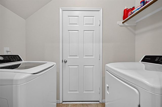 13531 Villas Palmas Drive, Houston, TX 77070