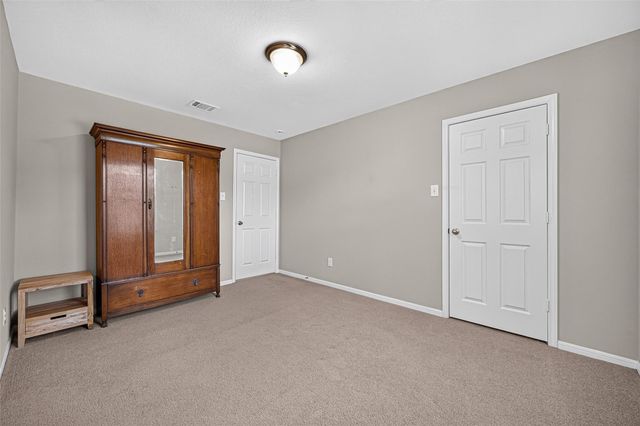 13531 Villas Palmas Drive, Houston, TX 77070