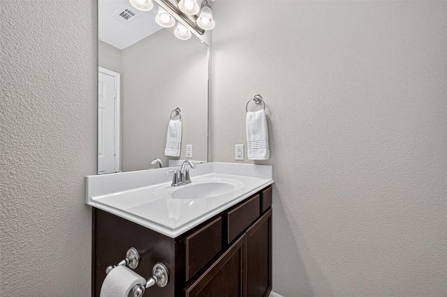 13531 Villas Palmas Drive, Houston, TX 77070