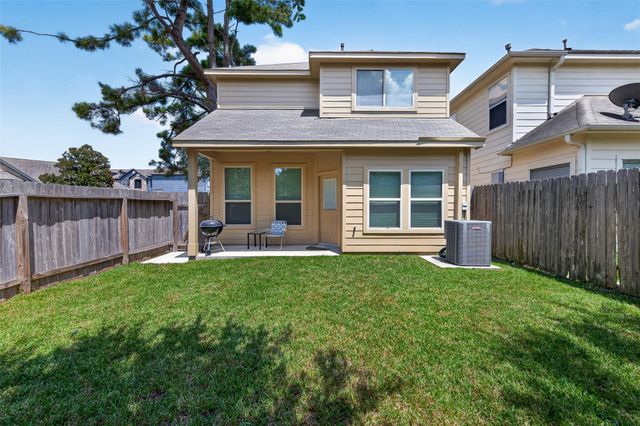 13531 Villas Palmas Drive, Houston, TX 77070