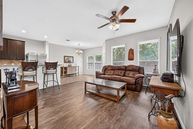 13531 Villas Palmas Drive, Houston, TX 77070