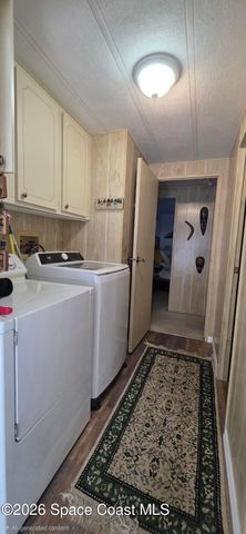 579 N Dolphin Circle, Barefoot Bay, FL 32976