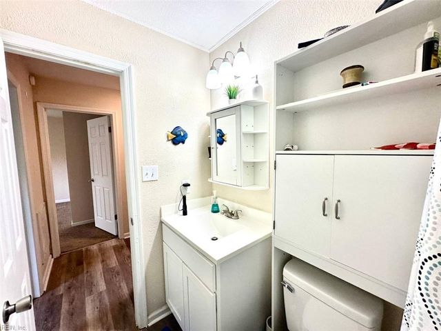 1255 New Land DR, Virginia Beach, VA 23453