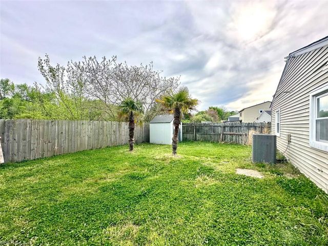 1255 New Land DR, Virginia Beach, VA 23453