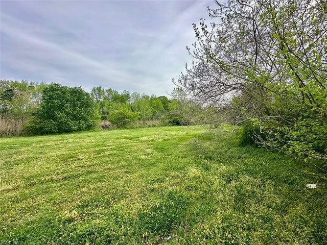 1255 New Land DR, Virginia Beach, VA 23453