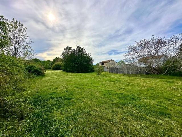 1255 New Land DR, Virginia Beach, VA 23453