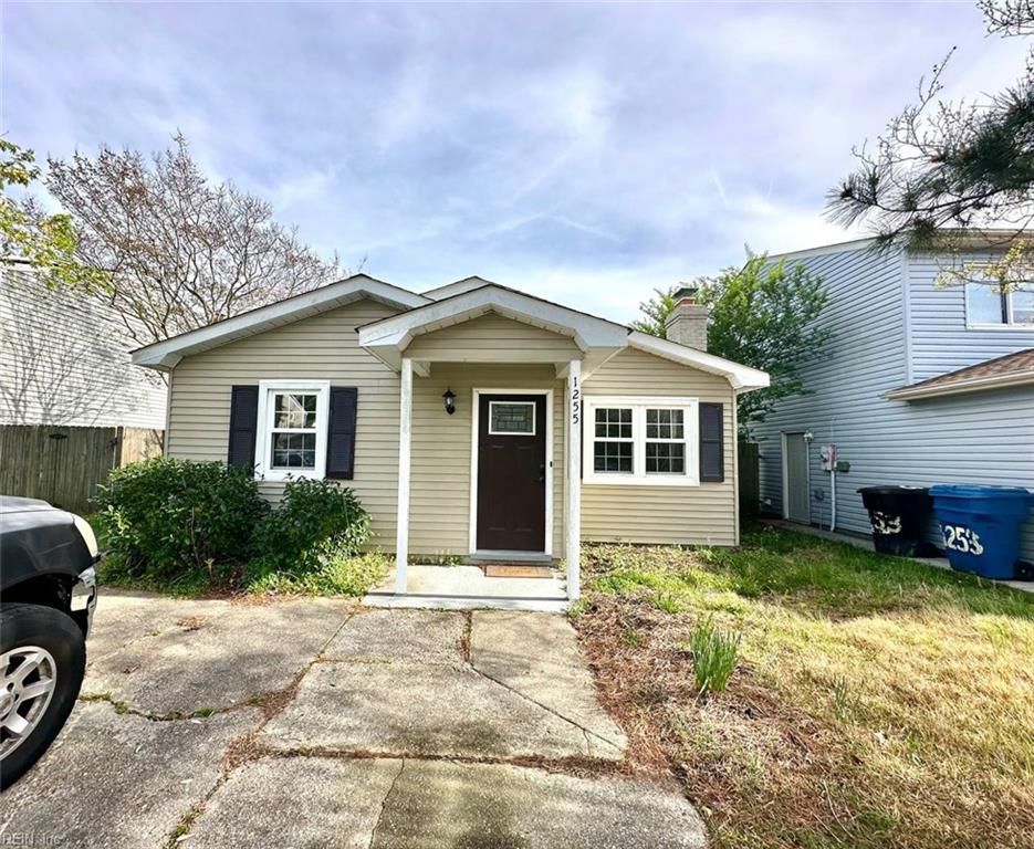 1255 New Land DR, Virginia Beach, VA 23453