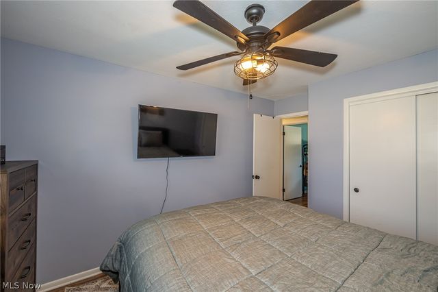 8320 Craigleigh Drive, Parma, OH 44129