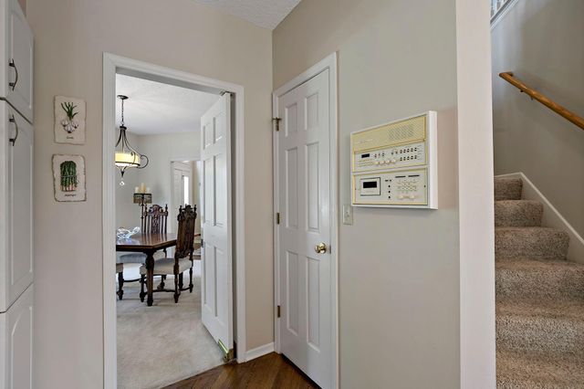 8923 Highland Bay, Woodbury, MN 55125