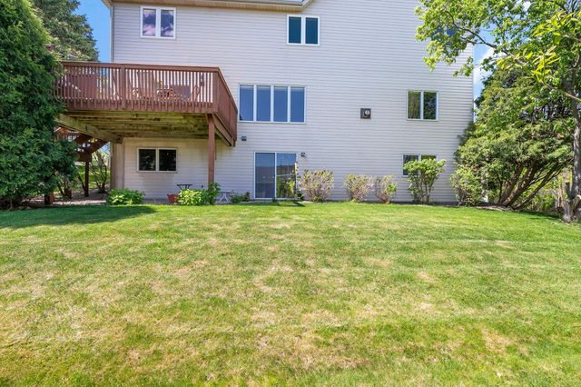 8923 Highland Bay, Woodbury, MN 55125