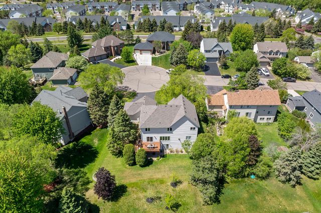 8923 Highland Bay, Woodbury, MN 55125