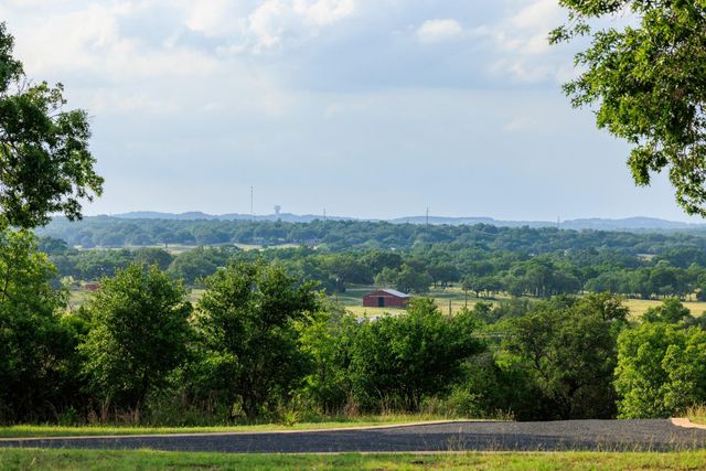 19505 Fm 150 W, Driftwood, TX 78619