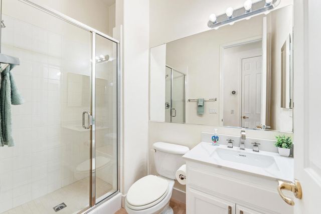 65 Shoreline Drive, Rancho Mirage, CA 92270