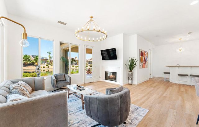 65 Shoreline Drive, Rancho Mirage, CA 92270