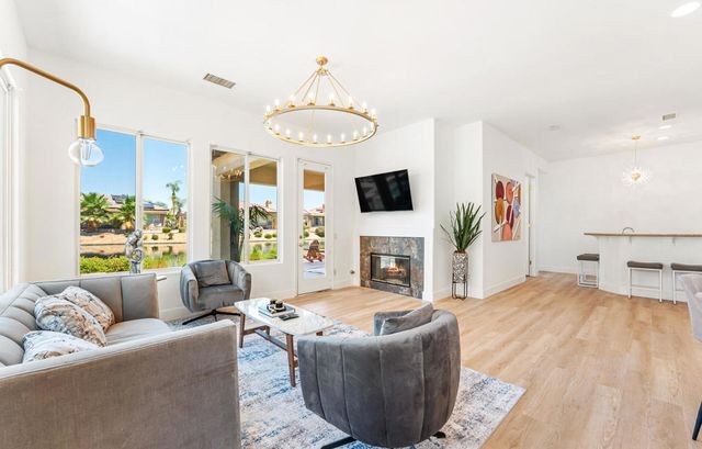 65 Shoreline Drive, Rancho Mirage, CA 92270