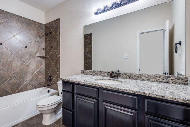 8713 Papa Trail, Mckinney, TX 75070