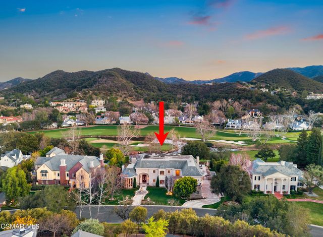 240 W Stafford Road, Thousand Oaks, CA 91361