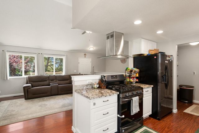 1511 Trading Post Ct, Cool, CA 95614