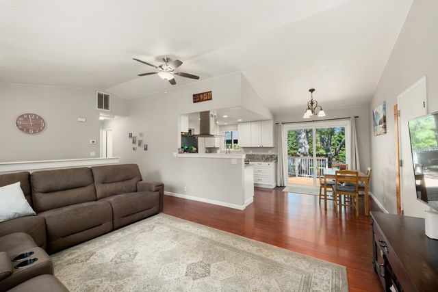 1511 Trading Post Ct, Cool, CA 95614