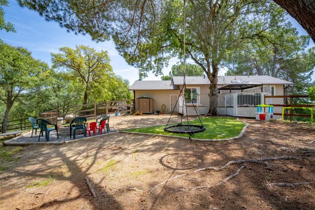 1511 Trading Post Ct, Cool, CA 95614