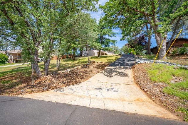 1511 Trading Post Ct, Cool, CA 95614