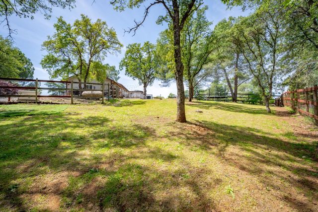 1511 Trading Post Ct, Cool, CA 95614