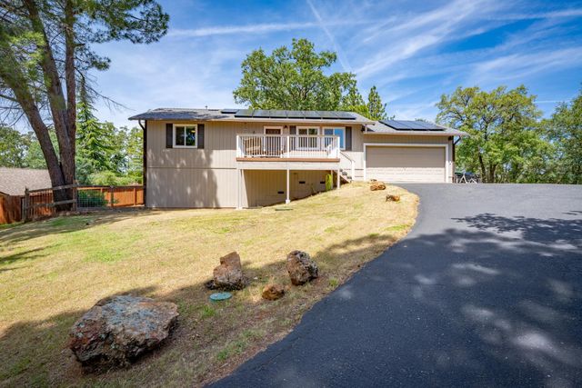 1511 Trading Post Ct, Cool, CA 95614