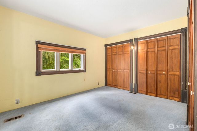 13130 SW 261st Place, Vashon, WA 98070