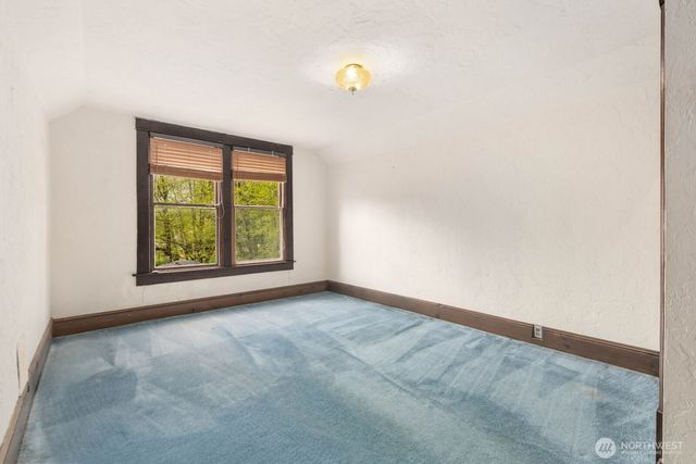 13130 SW 261st Place, Vashon, WA 98070
