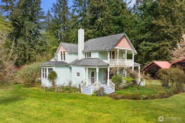 13130 SW 261st Place, Vashon, WA 98070