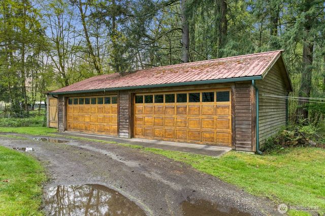 13130 SW 261st Place, Vashon, WA 98070