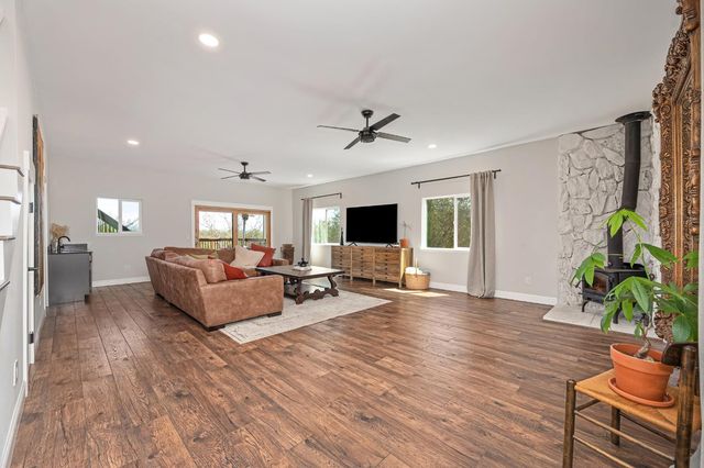 6809 Crystal Blvd, El Dorado, CA 95623