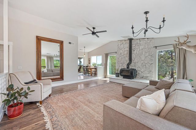 6809 Crystal Blvd, El Dorado, CA 95623