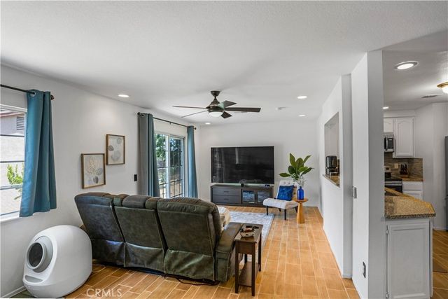 2393 Mesquite Lane, Corona, CA 92882