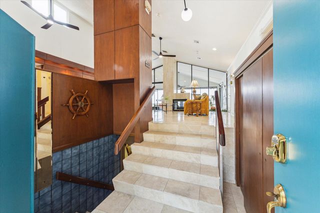 2414 Baycrest Drive, Houston, TX 77058