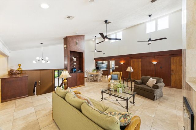 2414 Baycrest Drive, Houston, TX 77058