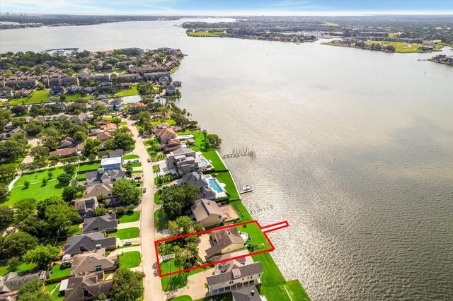 2414 Baycrest Drive, Houston, TX 77058
