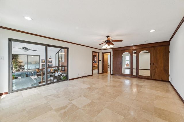 2414 Baycrest Drive, Houston, TX 77058
